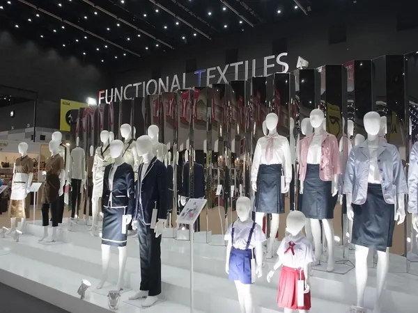 style bangkok 2019_2019-04-17 15.53.35.jpg