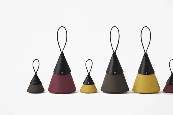 katachi_collection_triangle09_nendo longchamp.jpg