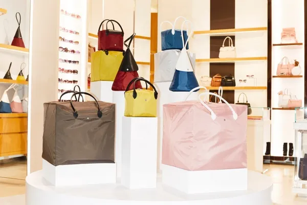 Katachi 實品圖 2 nendo longchamp.jpg