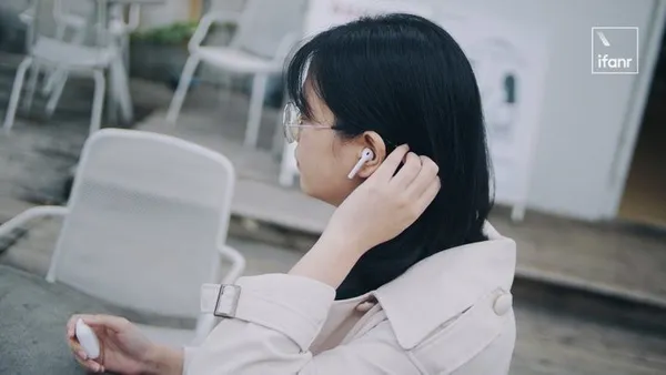 AirPods 在全球各地用戶中已經成為了一種文化現象.jpg