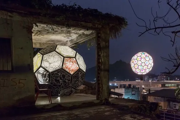 展期倒數！2019寶藏巖光節「野景」登場，奇幻裝置反思當代生活光景