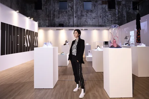 「CAMPER TIMELESSNESS台灣青年創作展」策展人馮亞敏。.jpg