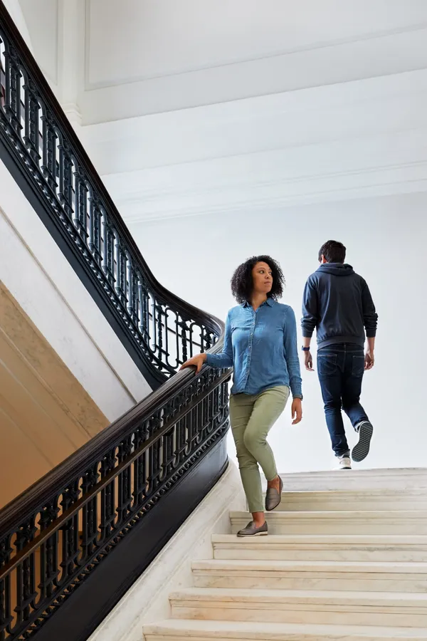 Apple_Carnegie-Library_Grand-Staircase-Second-Floo