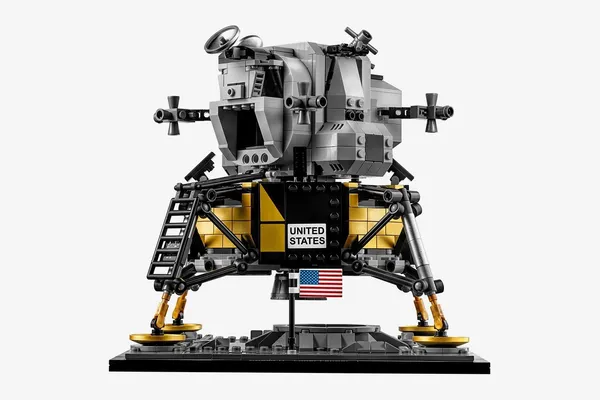 樂高_NASA_阿波羅11登月組_02.jpg