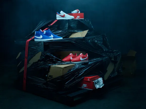 Nike_怪奇物語_07.jpg