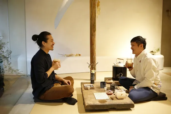 茶文化的Mix是神展開的：調酒師AngusＸ三徑就荒Dennis