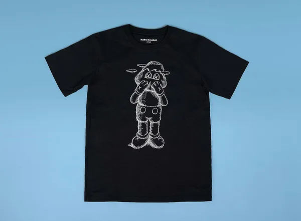 KAWS-holiday-japan-62.jpg