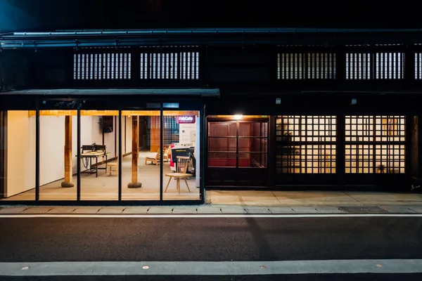 森林裡的文創基地！日本地方政府聯手Loftwork，以百年古宅打造「飛驒熊木材事務所HIDAKUMA」
