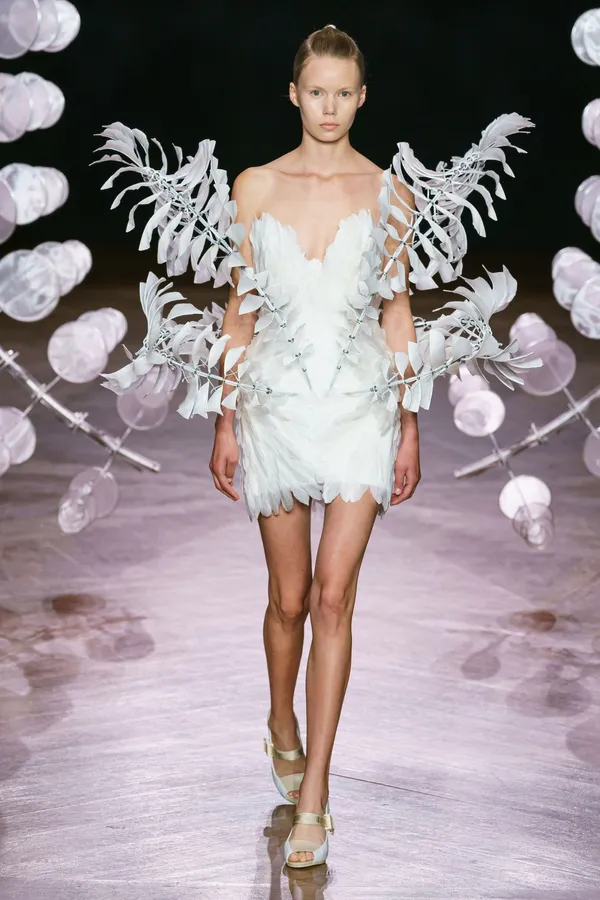 iris-van-herpen-hypnosis11.jpg