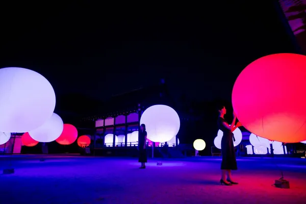 teamLab 下鴨神社 2019 浮游空中，相互呼應的球體 - 下鴨神社 b1.png