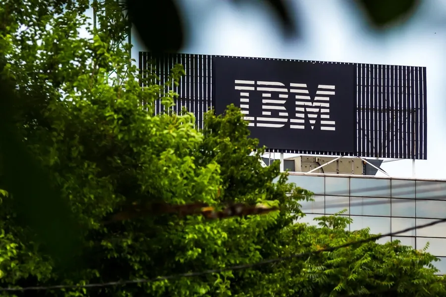 IBM超級電腦加持！推全球疫情事件地圖，一圖看懂新冠病毒蔓延趨勢