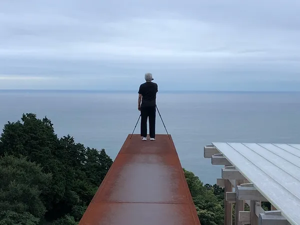 旅行，要看進細節裡！原研哉創辦旅遊網站「低空飛行」以細膩攝影、文字凝視日本魅力真諦