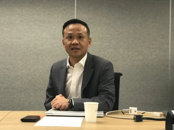 HPE 劉士毅