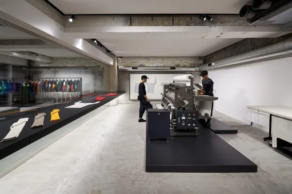 HPIM_AOYAMA_17JUL19_10-1280x0-c-default.jpg