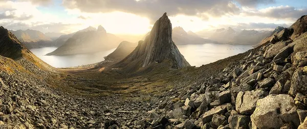 Panorama-Vincent Chen-Segla Mountain at Sunrise.jp