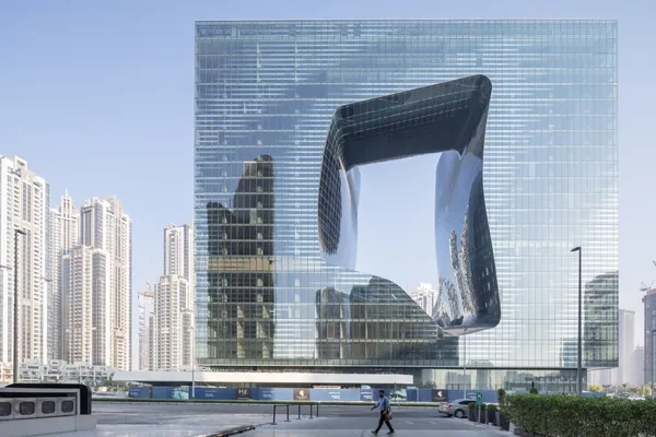 02_ZHA_Opus_Dubai_photo_laurianghinitoiu_© Laurian