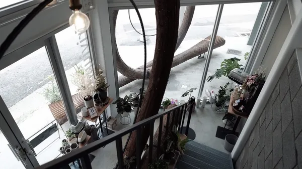 中興工廠_花店室內1.jpg