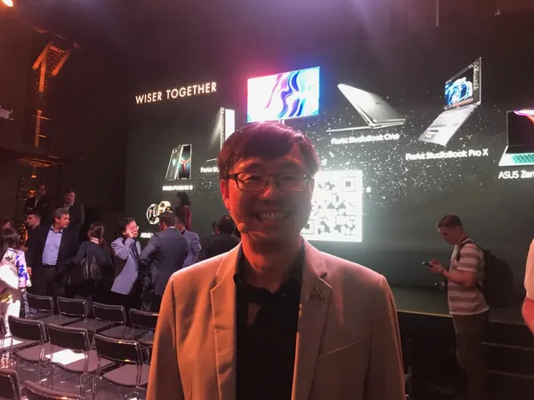 ASUS 華碩 許先越