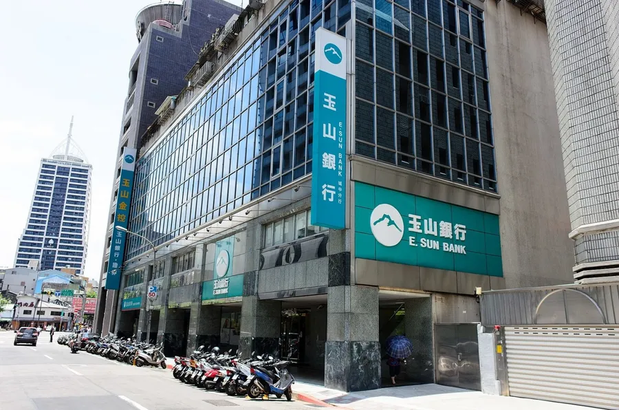 攜手全家做電支，玉山金用「互補策略」補上拼圖！如何跨領域誕生新玩法？