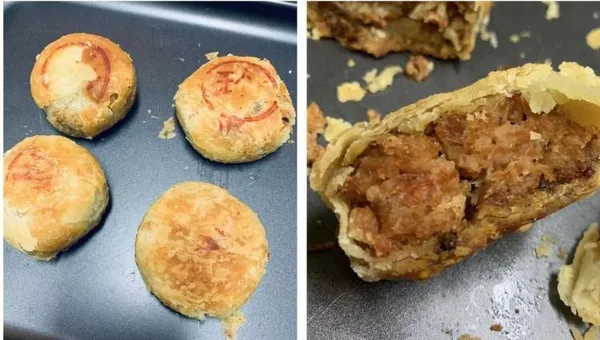 mooncake1.jpeg