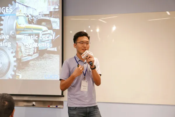 iov-ai-blockchain-v2x-iot-salon-7.JPG