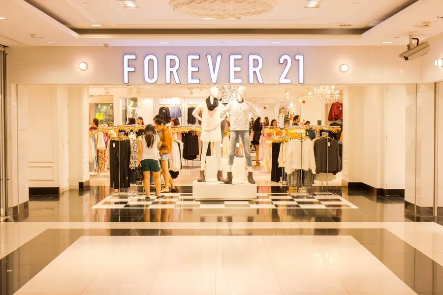 快時尚敲喪鐘！Forever 21瀕臨破產，宣布全面撤出日本市場