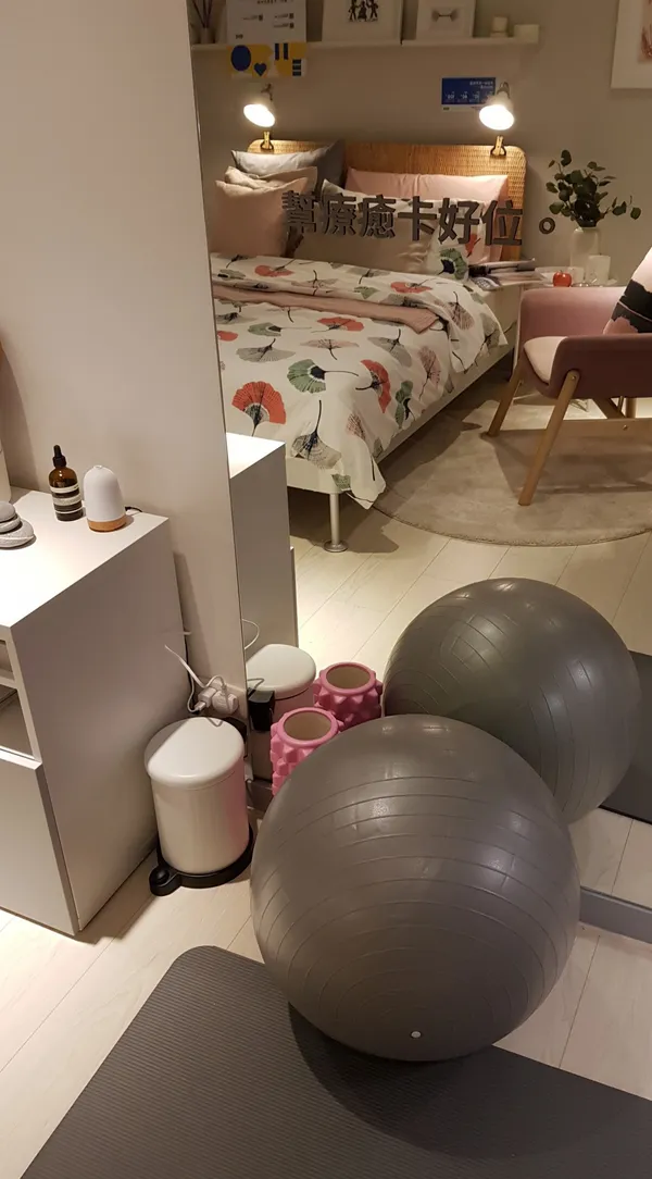 2019 IKEA pop-up hotel 風格女 03 copy.jpg