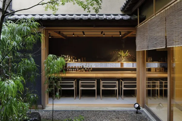 京都風格咖啡店再加一！結合酒吧、咖啡店，舊金山巧克力 Dandelion Chocolate 首度進軍關西