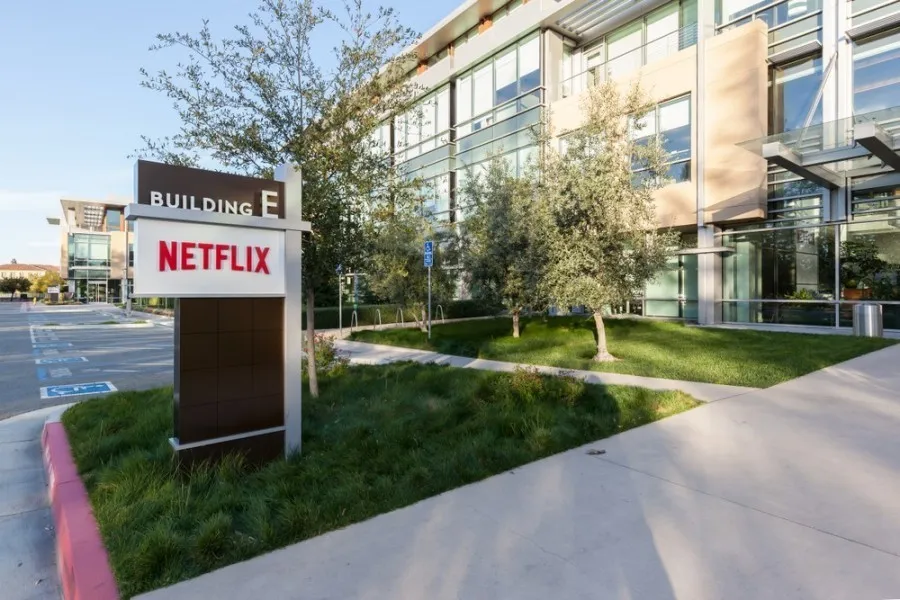 向 Netflix 學策略思考！22年的老企業，如何吸引新生代、累積破億用戶？