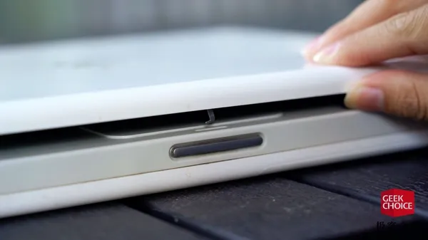 iBook8.jpg