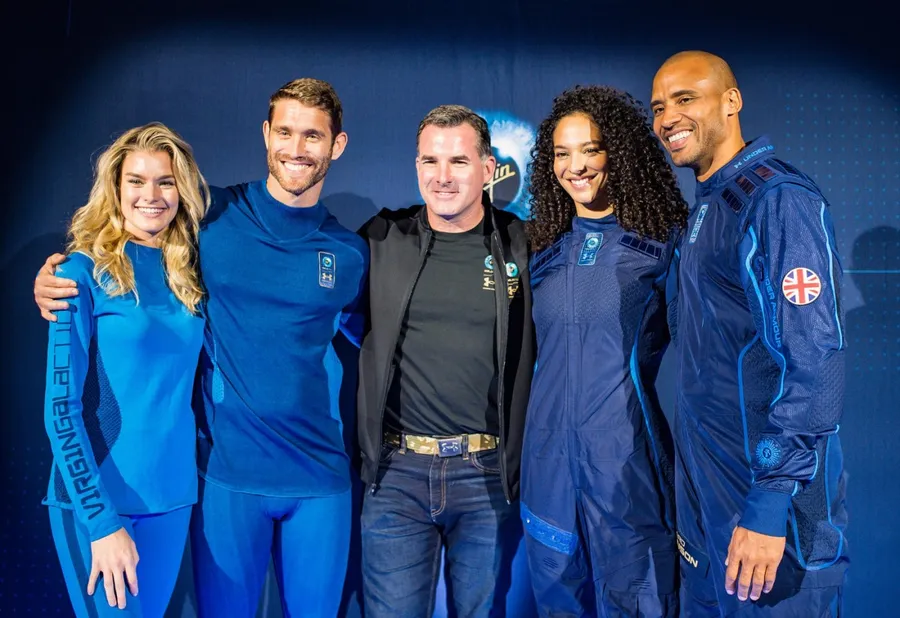 曾超越Adidas的Under Armour，為何近三年醜聞不斷、執行長終卸下23年職務？