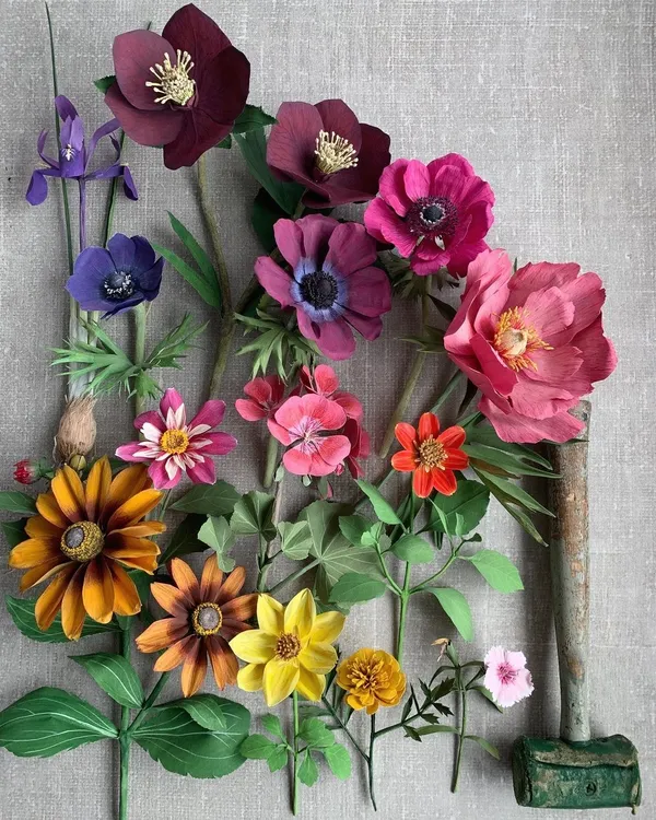 6 Ann Wood Woodlucker flowers_03.jpg