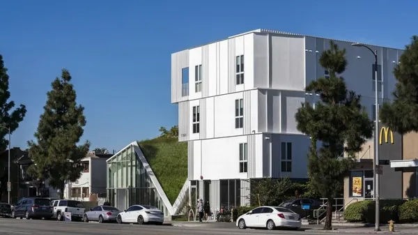 MLK1101_05_2019 Dezeen Awards_Creditto_Paul Vu.jpg