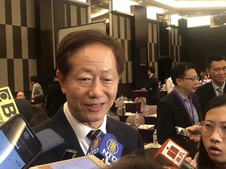 台積雙劍合併！魏哲家、劉德音做對什麼，帶領台積電股價飆破300