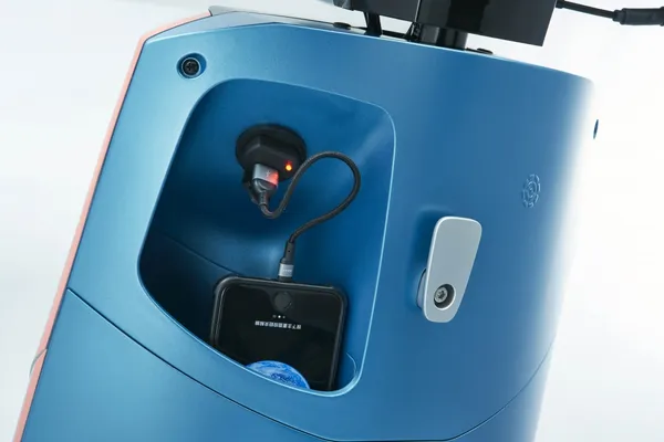 i-One DX 18.jpg