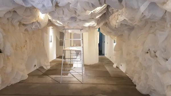 「紙」的性格測驗！鳳嬌催化室《A TALE／寓》開展，15 款新紙材大玩性格剖析