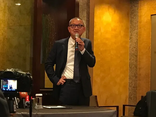 國巨