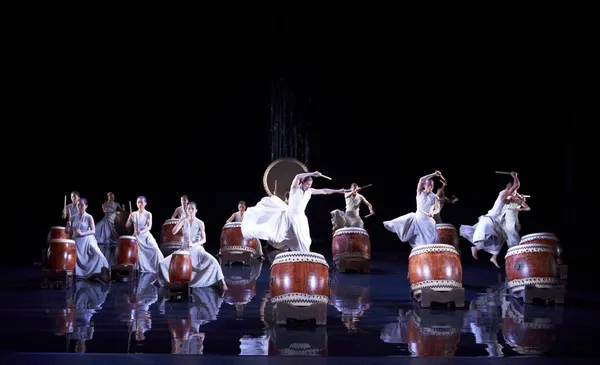 首度返台演出！優人神鼓《時間之外》國外巡演多年，12 月台北、台中登場！