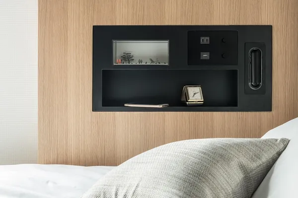 Enso Ango_yamato1_bedside.jpg