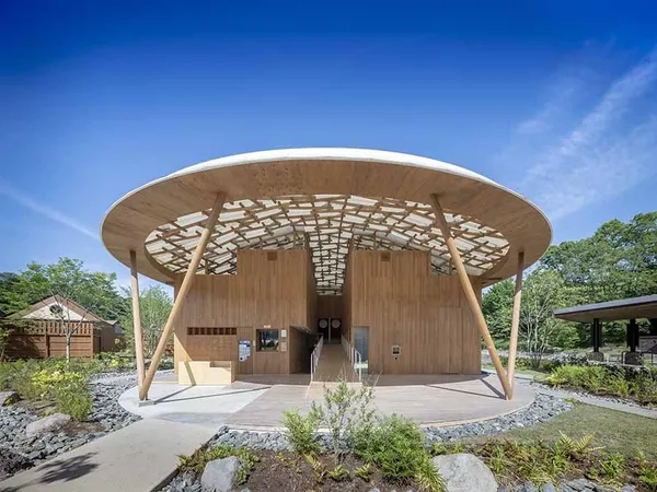 坂茂 Kur Park 長湯 03.jpg