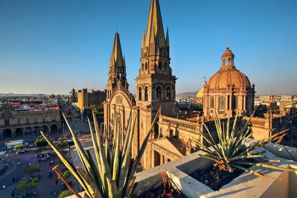 9. Guadalajara Mexico A - Airbnb 20 for 2020.jpg