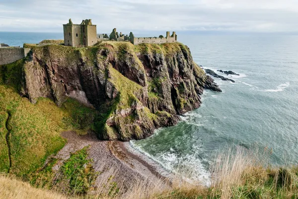 13. Aberdeen Scotland A - Airbnb 20 for 2020.jpg