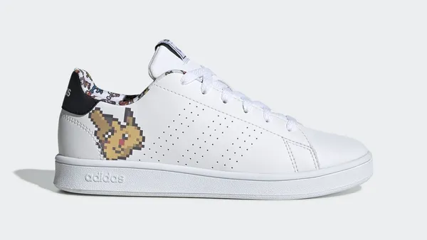 低調收服寶可夢！adidas 再度聯名 Pokemon，簡約白鞋配上 8 位元像素皮卡丘