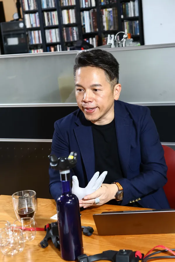 VR手套虛擬實境 工業局IisC計畫讓瑞意落實無邊創意
