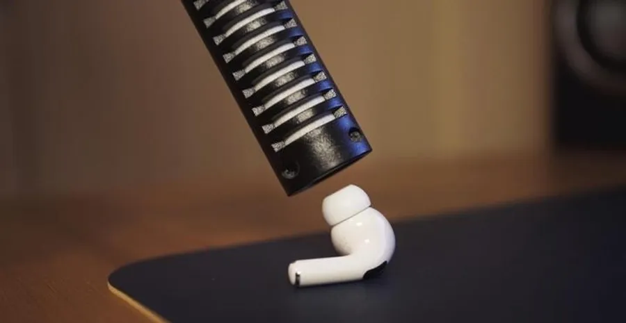 AirPods Pro跟AirPods只差在外觀？實測看不見的大改進，除了降噪還有一大效能優化
