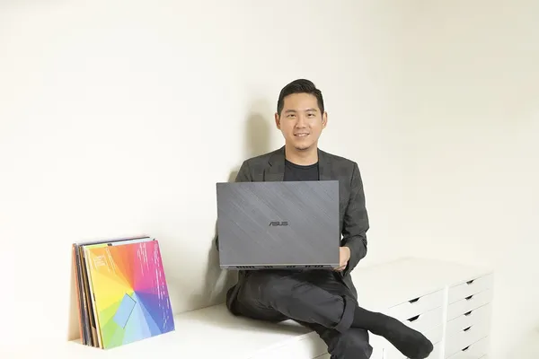 華碩ASUS-顏伯駿