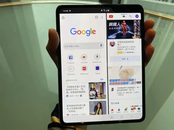 三星 折疊 手機 Galaxy Fold 3.jpg