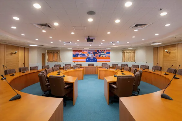 桃園市府會議室.jpg