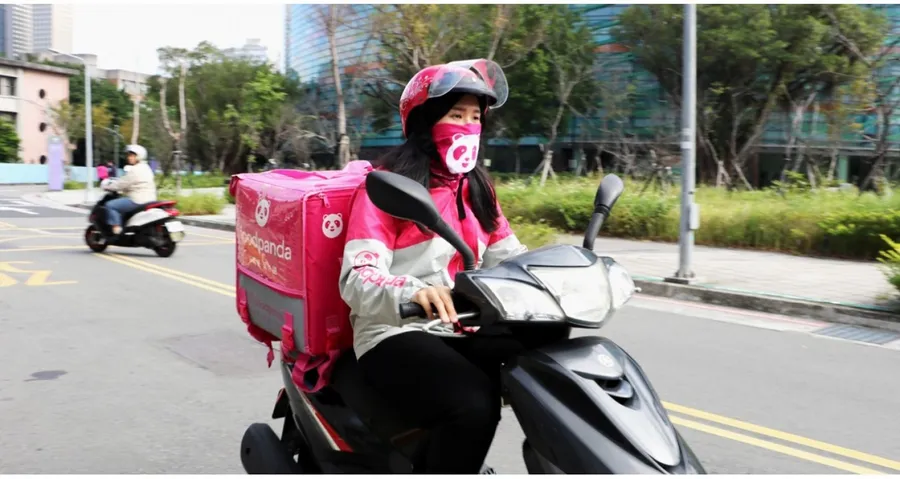 foodpanda 攜手淨對流，發 3 千條「抗霾頭巾」顧外送員健康