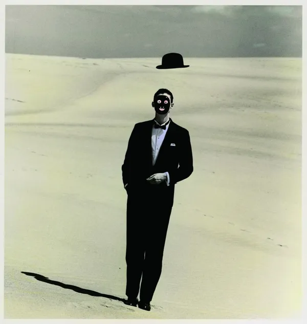 植田正治，沙丘，1983 ©Shoji Ueda Office.jpg